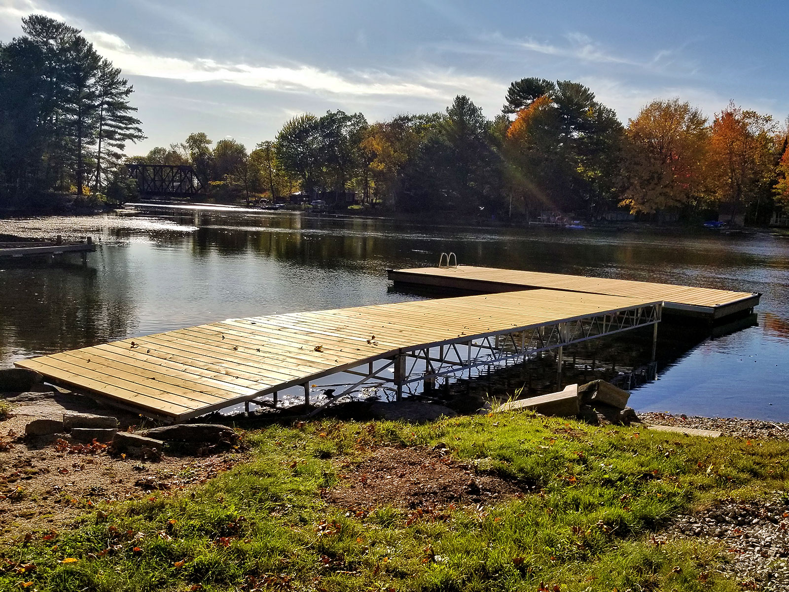 Pmdocks pipe dock to floating dock